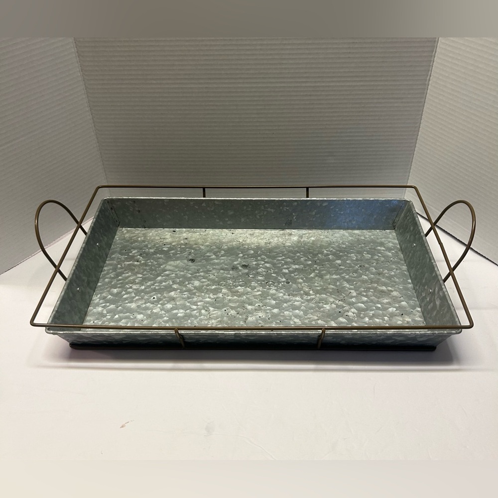 Crofton Metal Serving Tray Metal Trim With Handles 19.5”x11.5”x3”‎
